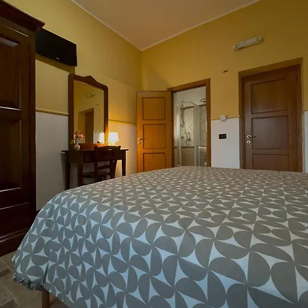 Guzzolini Camere&relax 3*